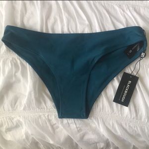 Black bough bottoms blue soda